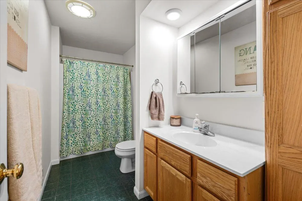 16005 Sheridan Road Clinton, MI 49236