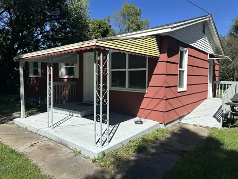 382 Avenue A