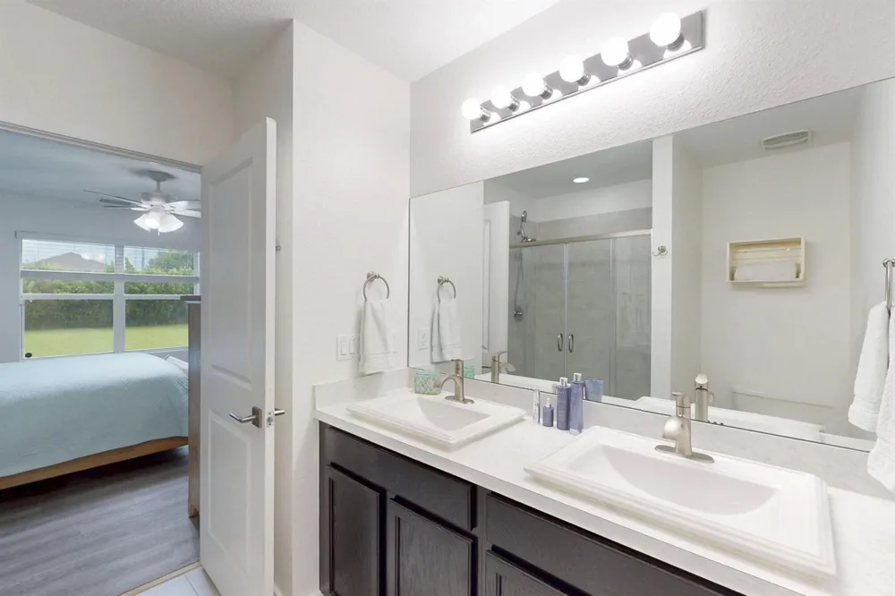 5557 SE ISABELITA AVENUE Stuart, FL 34997