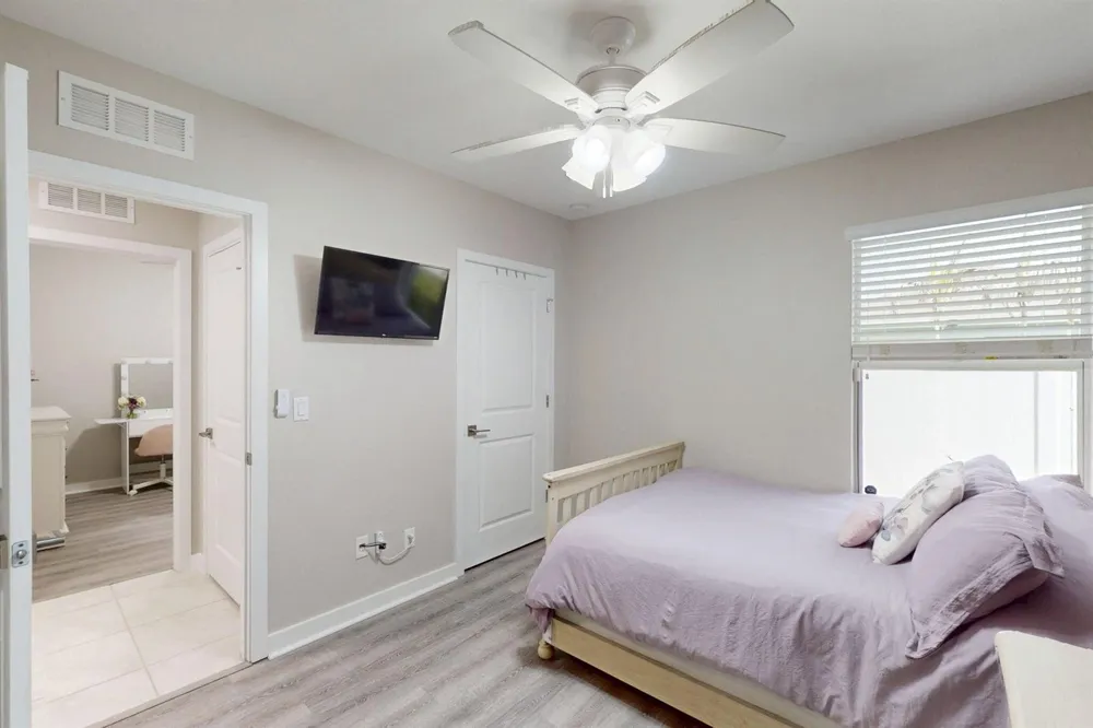 5557 SE ISABELITA AVENUE Stuart, FL 34997