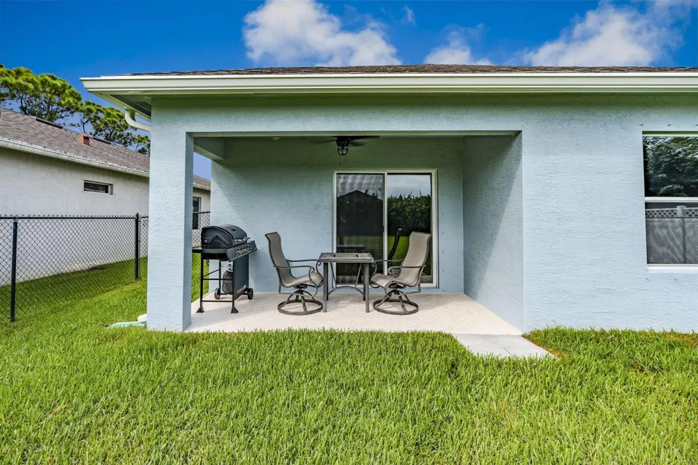 5557 SE ISABELITA AVENUE Stuart, FL 34997