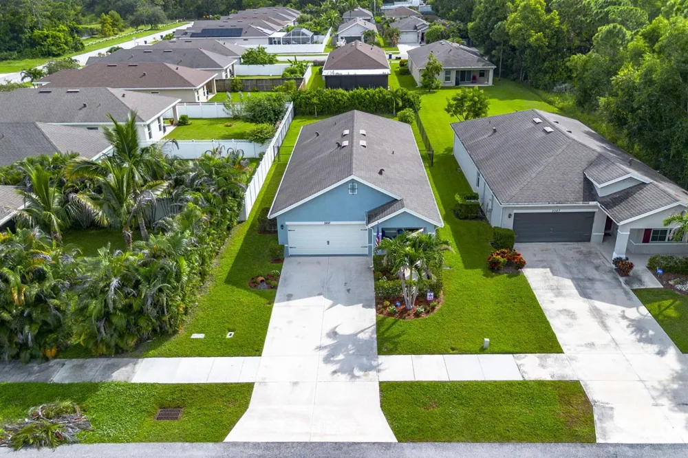 5557 SE ISABELITA AVENUE Stuart, FL 34997