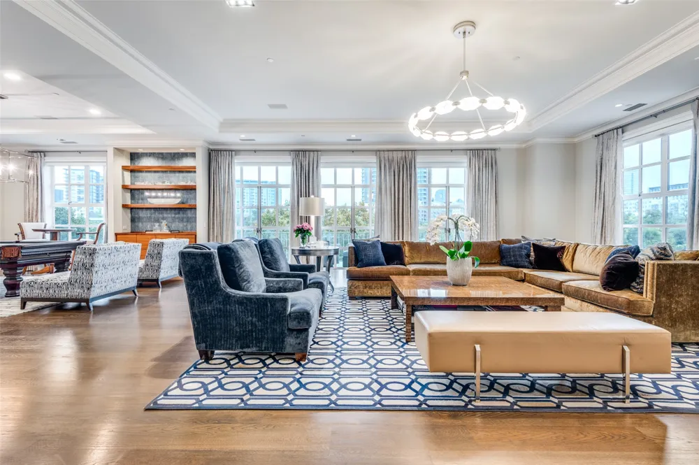 2801 Turtle Creek Boulevard #3E Dallas, TX 75219