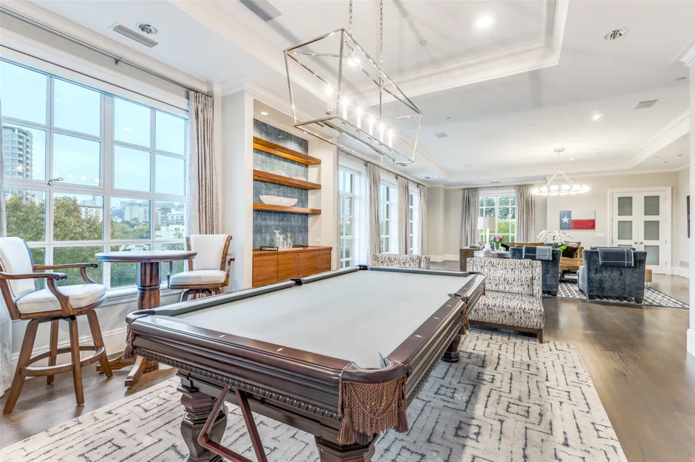 2801 Turtle Creek Boulevard #3E Dallas, TX 75219