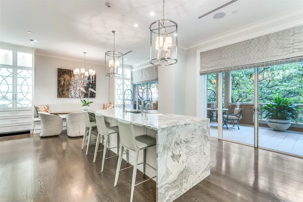 2801 Turtle Creek Boulevard #3E Dallas, TX 75219