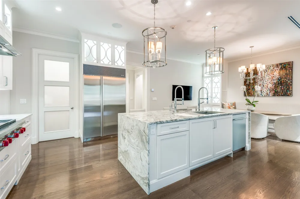 2801 Turtle Creek Boulevard #3E Dallas, TX 75219