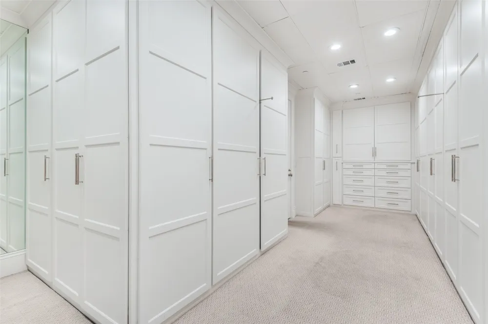 2801 Turtle Creek Boulevard #3E Dallas, TX 75219