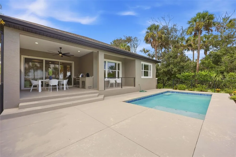 27 S RIVERWALK DRIVE Palm Coast, FL 32137