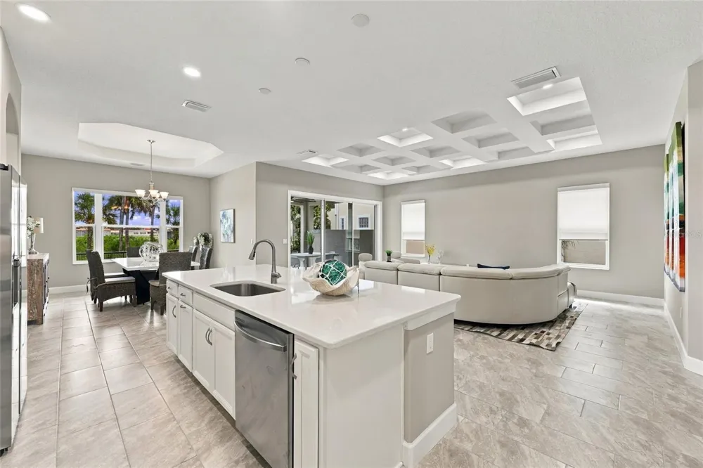 27 S RIVERWALK DRIVE Palm Coast, FL 32137