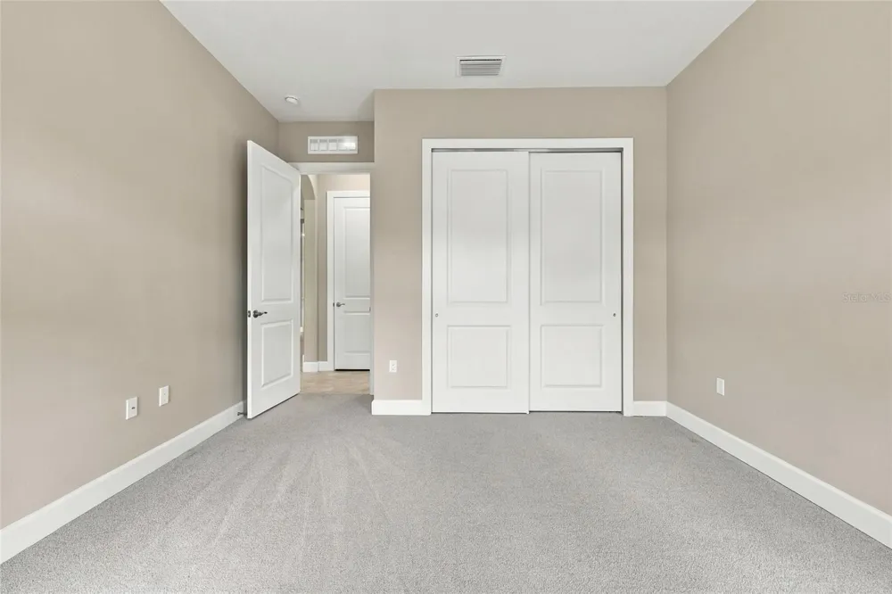 27 S RIVERWALK DRIVE Palm Coast, FL 32137
