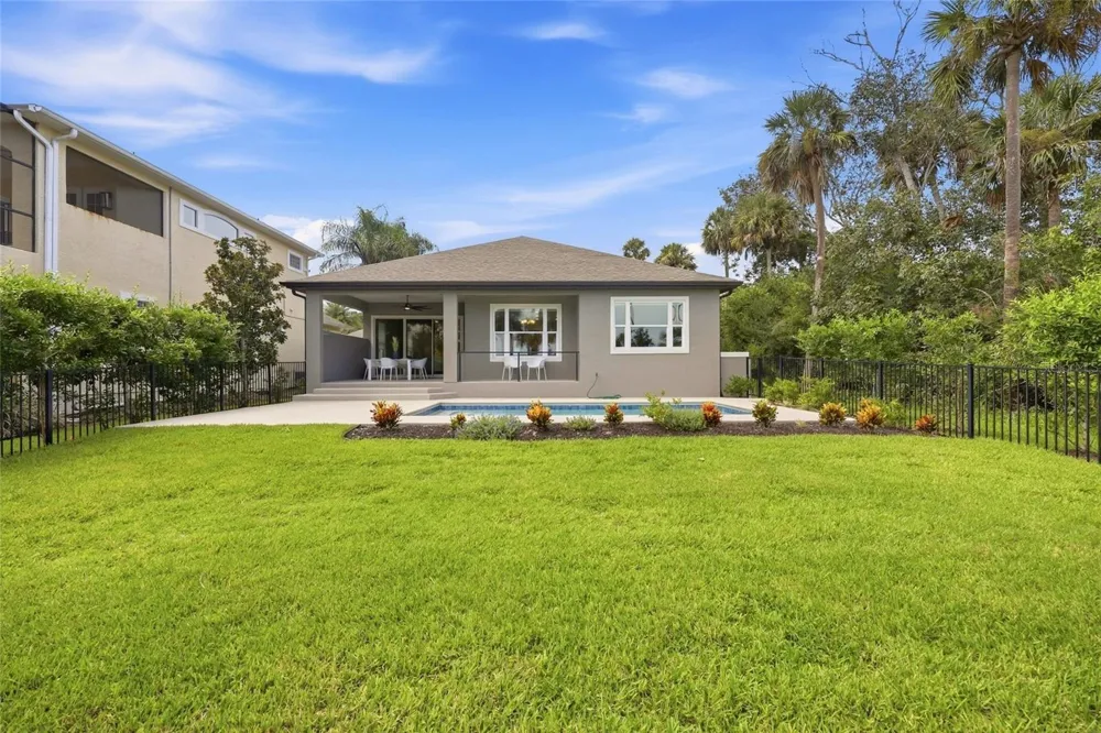 27 S RIVERWALK DRIVE Palm Coast, FL 32137