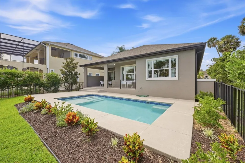 27 S RIVERWALK DRIVE Palm Coast, FL 32137