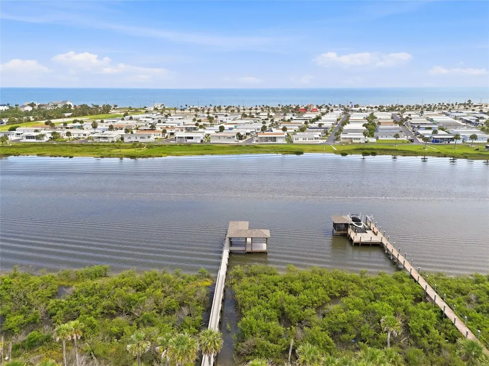 27 S RIVERWALK DRIVE Palm Coast, FL 32137