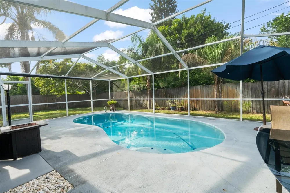 13915 94TH AVENUE Seminole, FL 33776