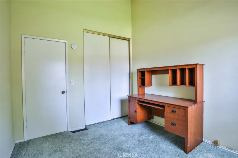672 Greendale Lane Pomona, CA 91767