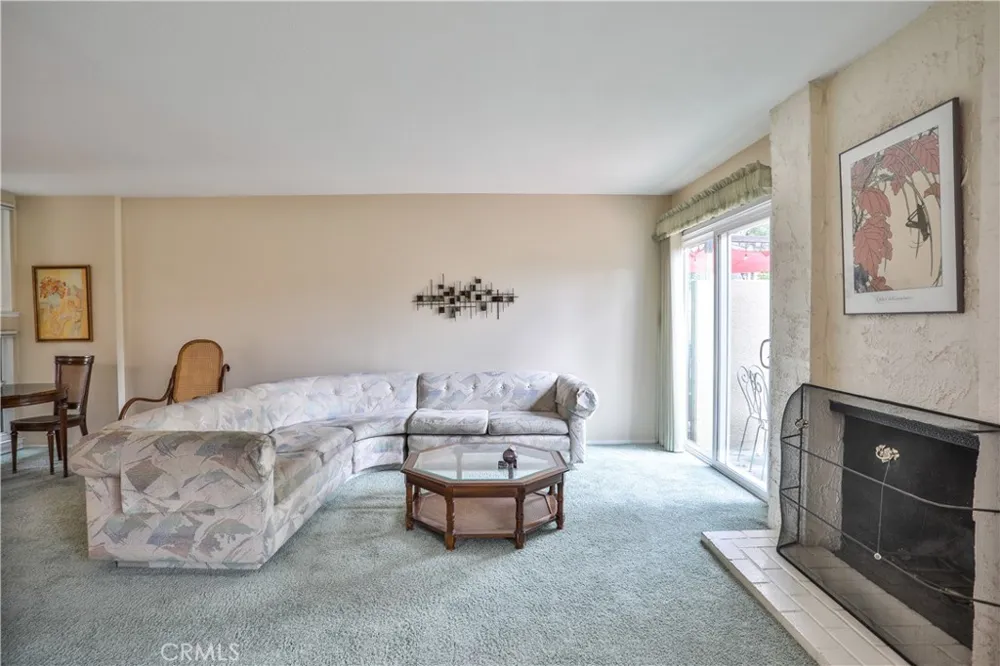 672 Greendale Lane Pomona, CA 91767