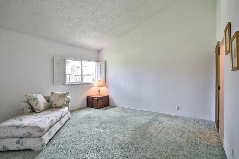672 Greendale Lane Pomona, CA 91767