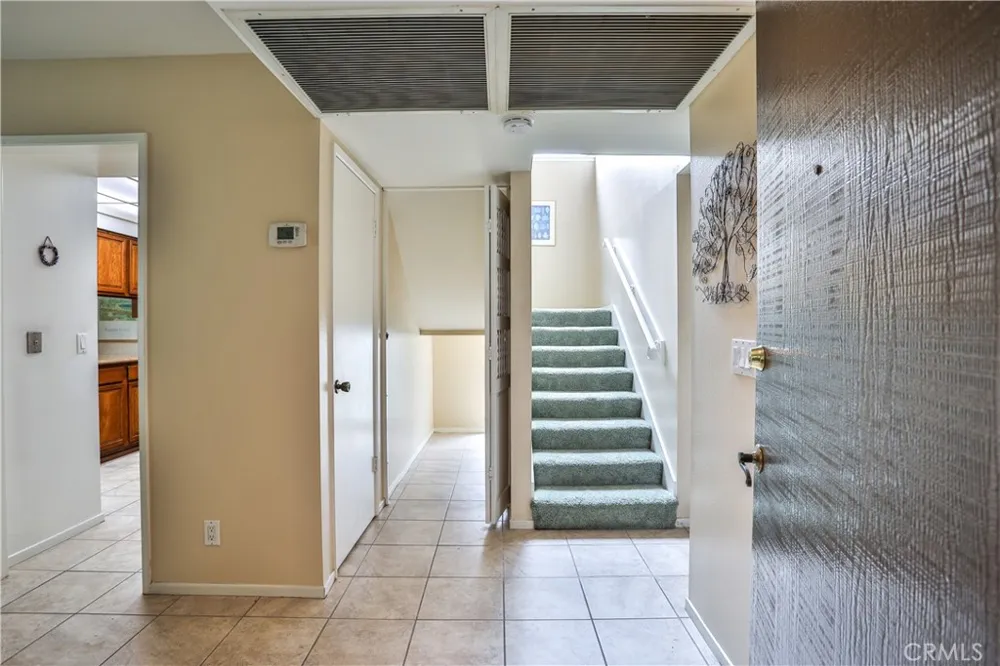 672 Greendale Lane Pomona, CA 91767