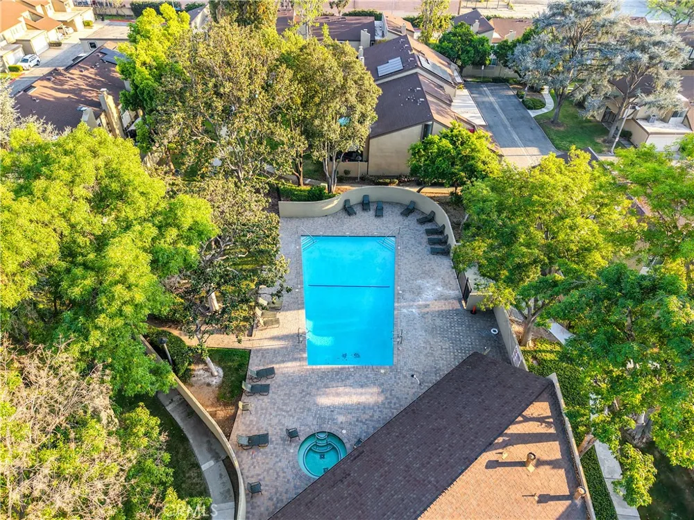 672 Greendale Lane Pomona, CA 91767