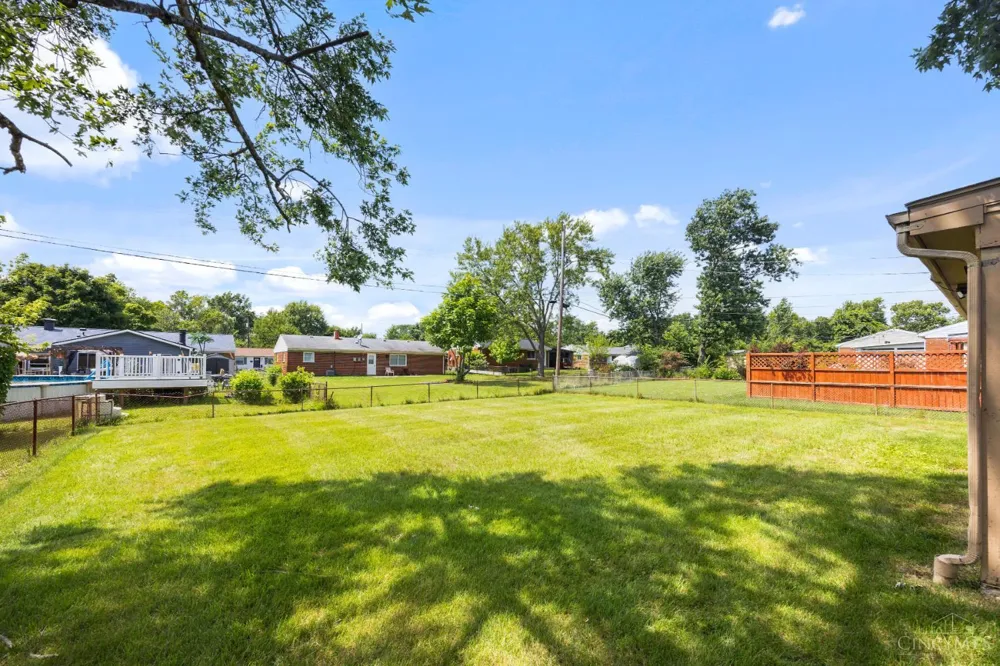 10915 Tangleberry Court Springfield, OH 45240