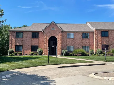 4211 Victorian Green Drive #2