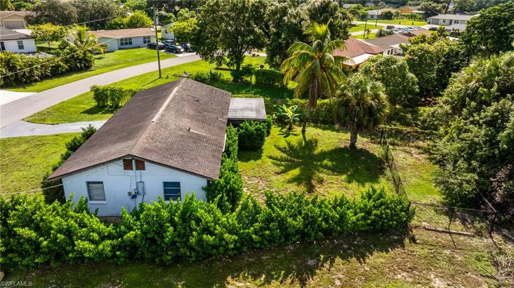 7416 Pine Drive Fort Myers, FL 33967