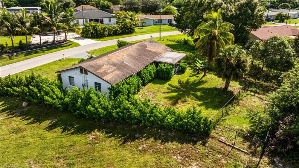 7416 Pine Drive Fort Myers, FL 33967