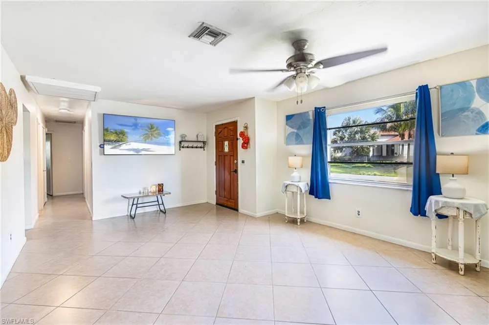 7416 Pine Drive Fort Myers, FL 33967