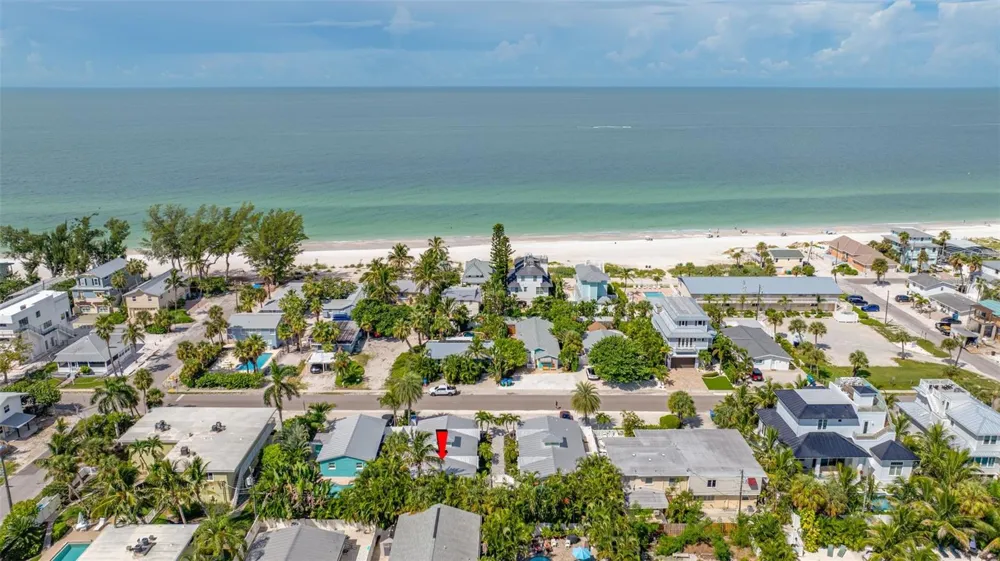 3007 AVENUE E #B Bradenton Beach, FL 34217