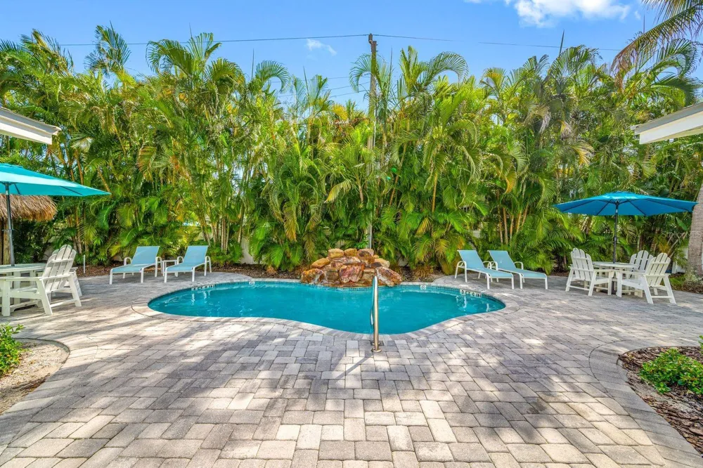 3007 AVENUE E #B Bradenton Beach, FL 34217