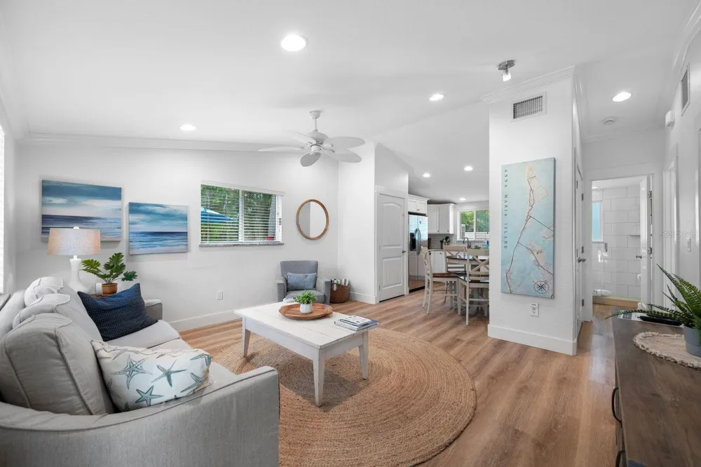 3007 AVENUE E #B Bradenton Beach, FL 34217