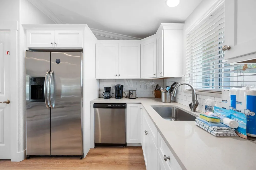 3007 AVENUE E #B Bradenton Beach, FL 34217