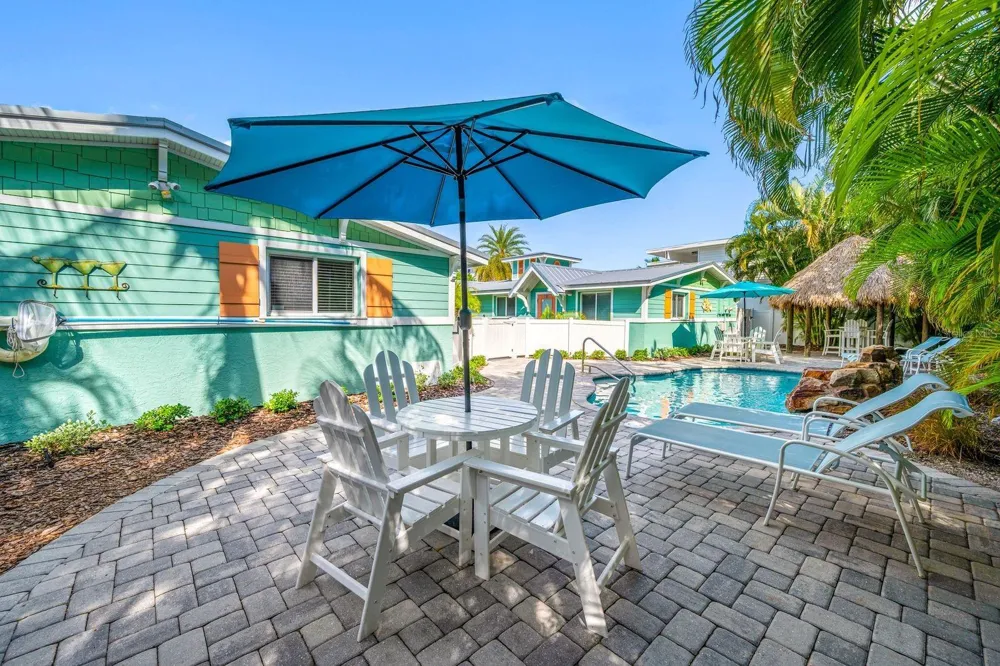 3007 AVENUE E #B Bradenton Beach, FL 34217