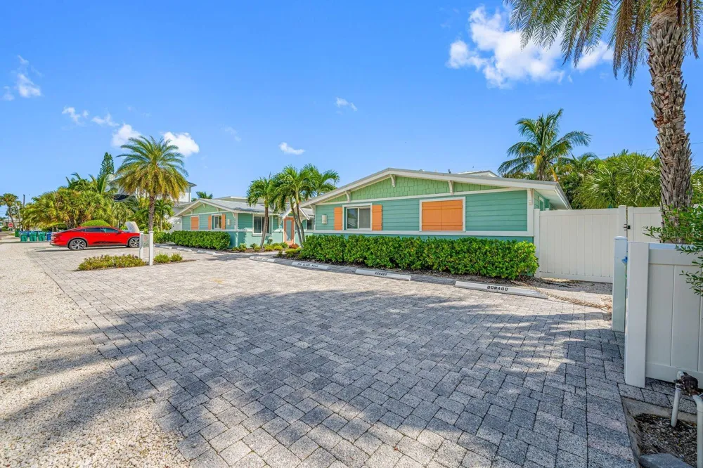 3007 AVENUE E #B Bradenton Beach, FL 34217