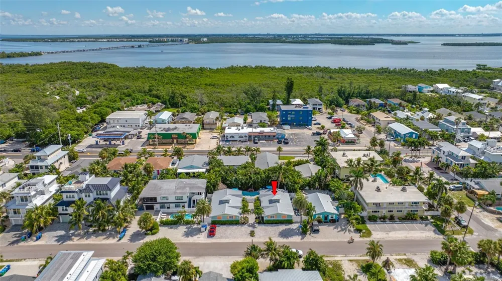 3007 AVENUE E #B Bradenton Beach, FL 34217
