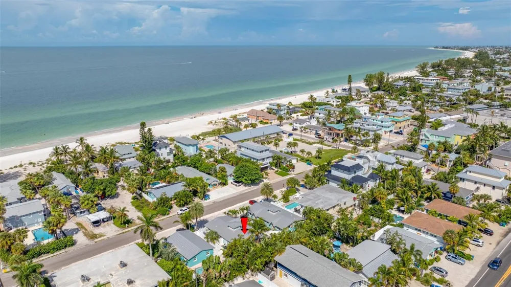 3007 AVENUE E #B Bradenton Beach, FL 34217