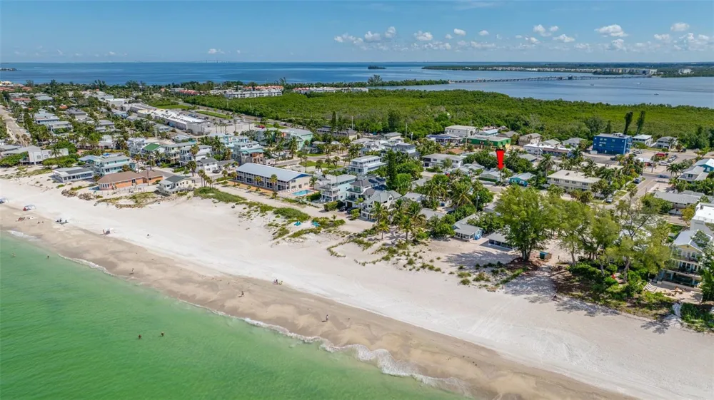 3007 AVENUE E #B Bradenton Beach, FL 34217