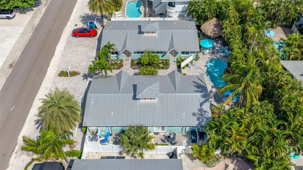 3007 AVENUE E #B Bradenton Beach, FL 34217