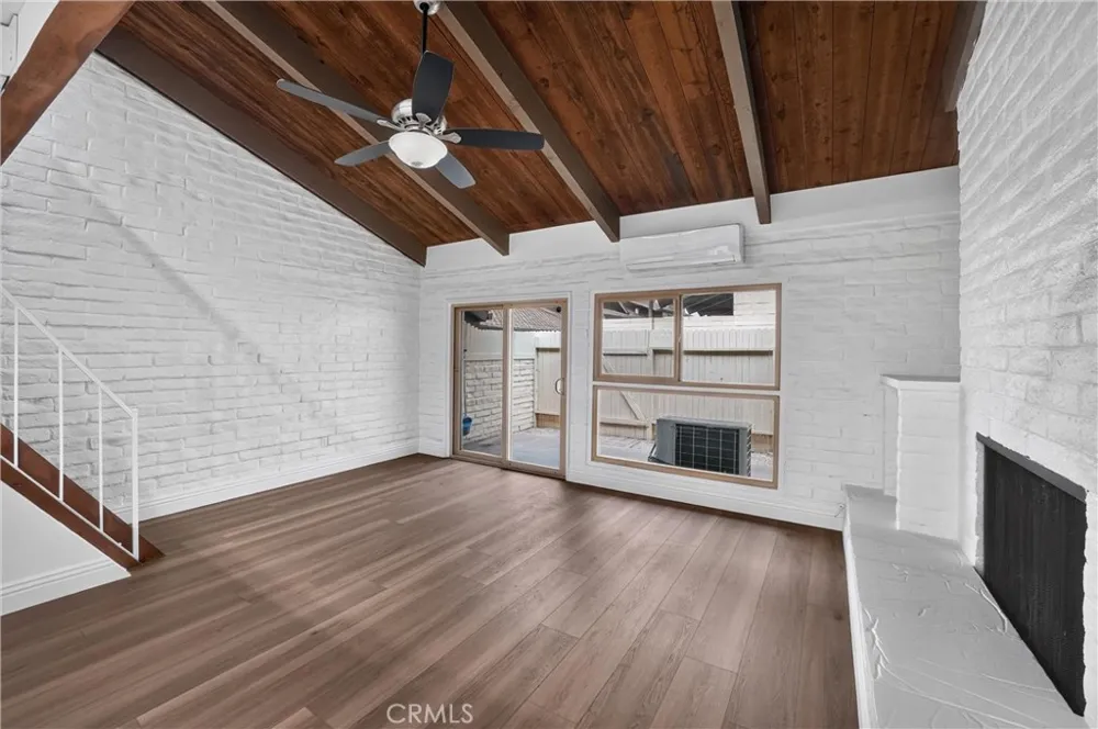 5068 Lakeview Yorba Linda, CA 92886