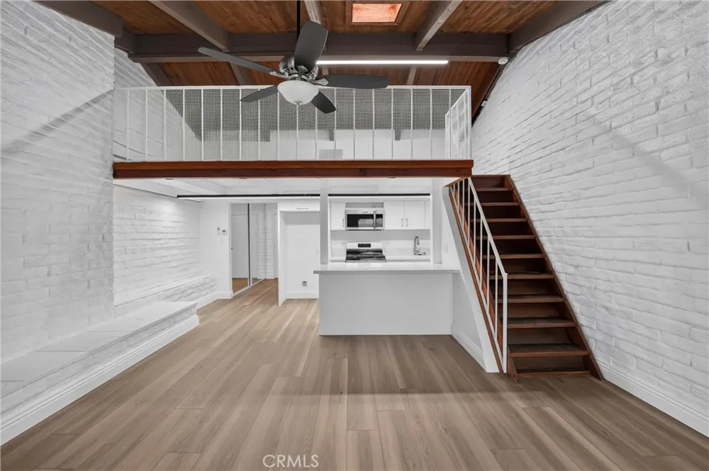 5068 Lakeview Yorba Linda, CA 92886