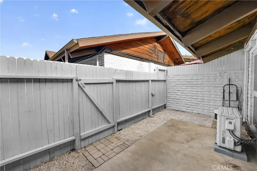 5068 Lakeview Yorba Linda, CA 92886