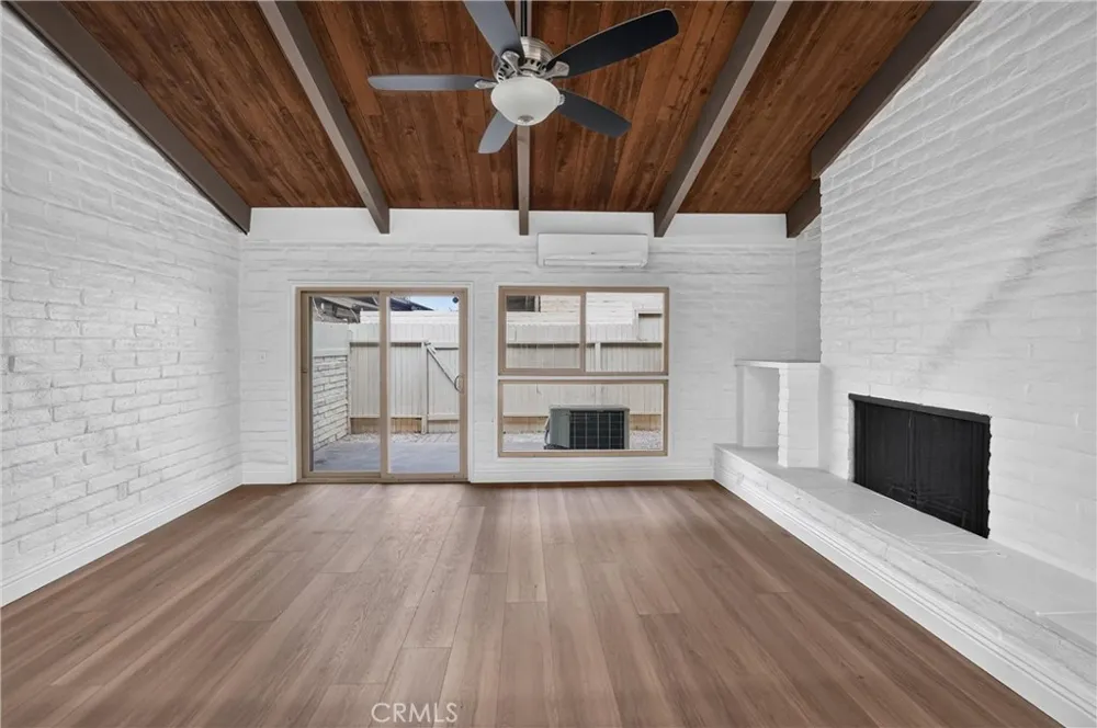 5068 Lakeview Yorba Linda, CA 92886