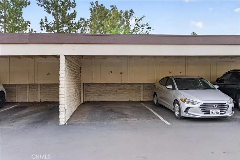 5068 Lakeview Yorba Linda, CA 92886