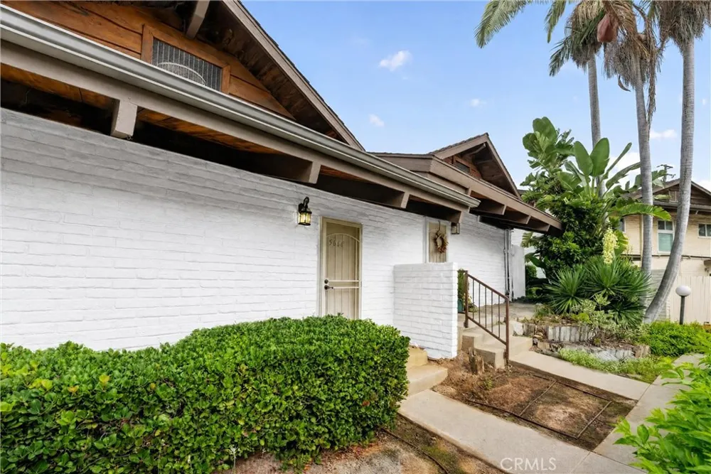 5068 Lakeview Yorba Linda, CA 92886
