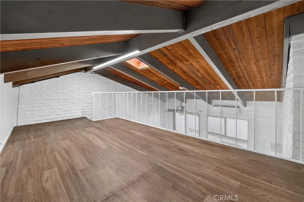 5068 Lakeview Yorba Linda, CA 92886