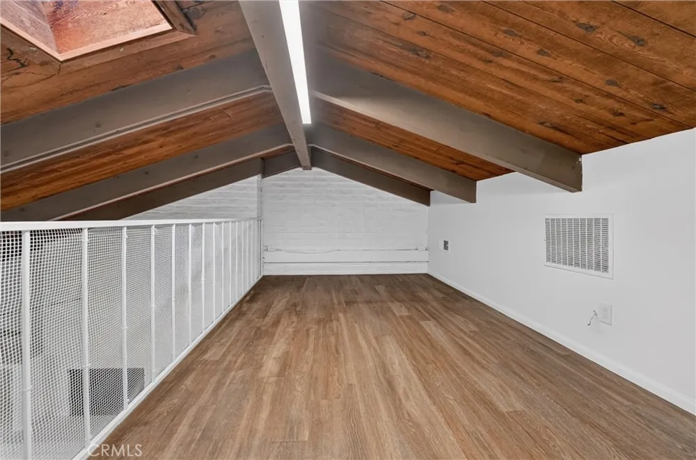 5068 Lakeview Yorba Linda, CA 92886