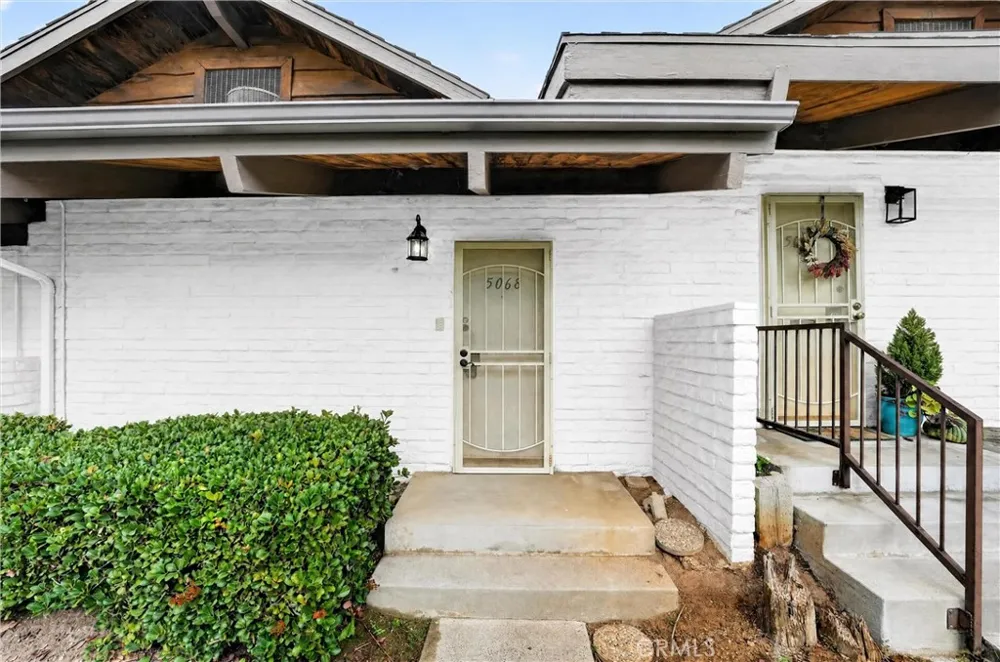 5068 Lakeview Yorba Linda, CA 92886