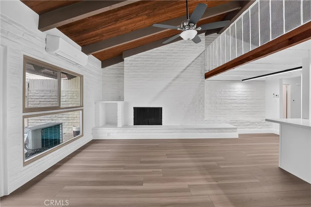 5068 Lakeview Yorba Linda, CA 92886