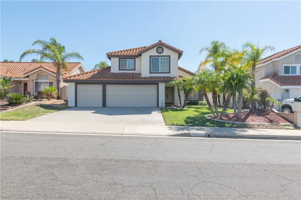 36194 Toulon Murrieta, CA 92562