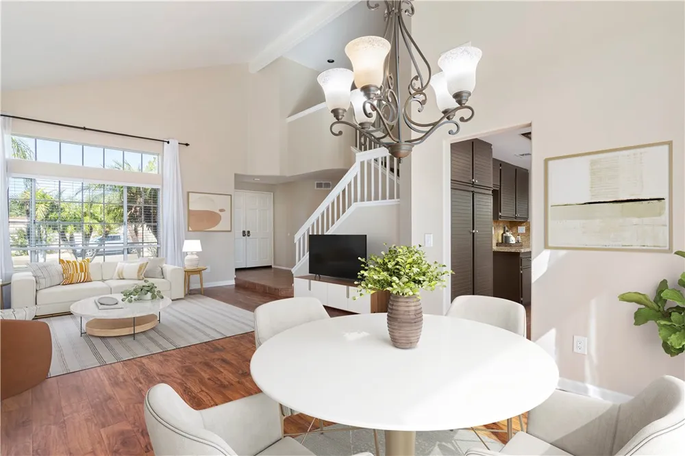 36194 Toulon Murrieta, CA 92562